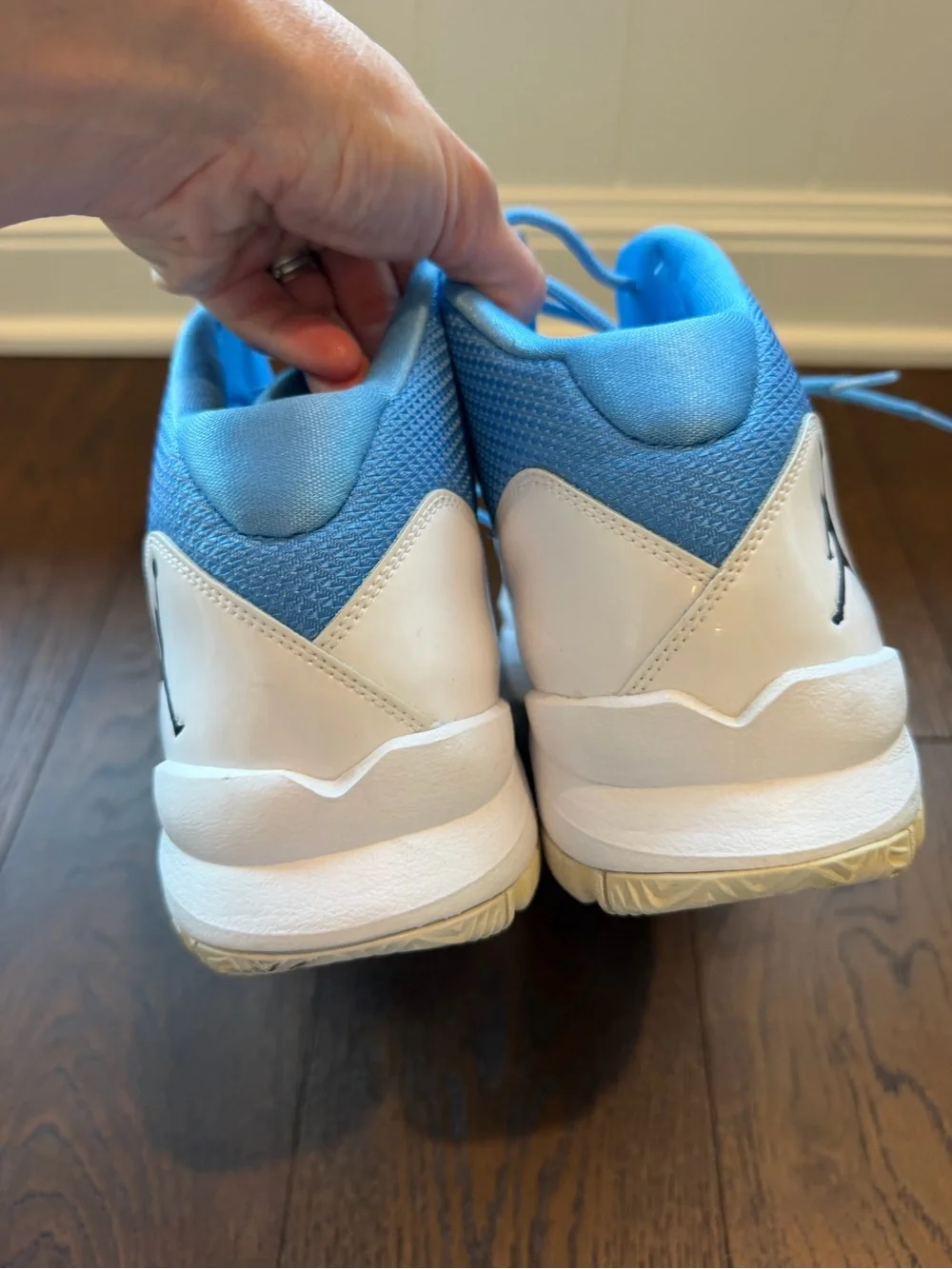 Men’s Nike air Jordan aero mania blue white flywire size 13
